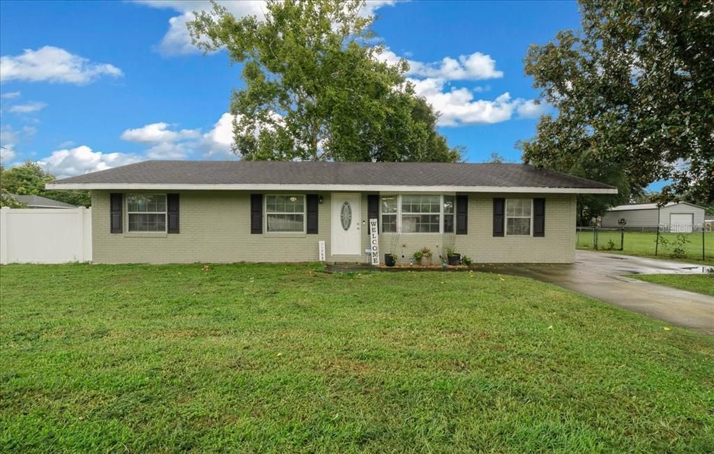 For Sale: $264,900 (3 beds, 2 baths, 1602 Square Feet)