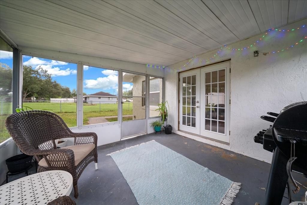 For Sale: $264,900 (3 beds, 2 baths, 1602 Square Feet)