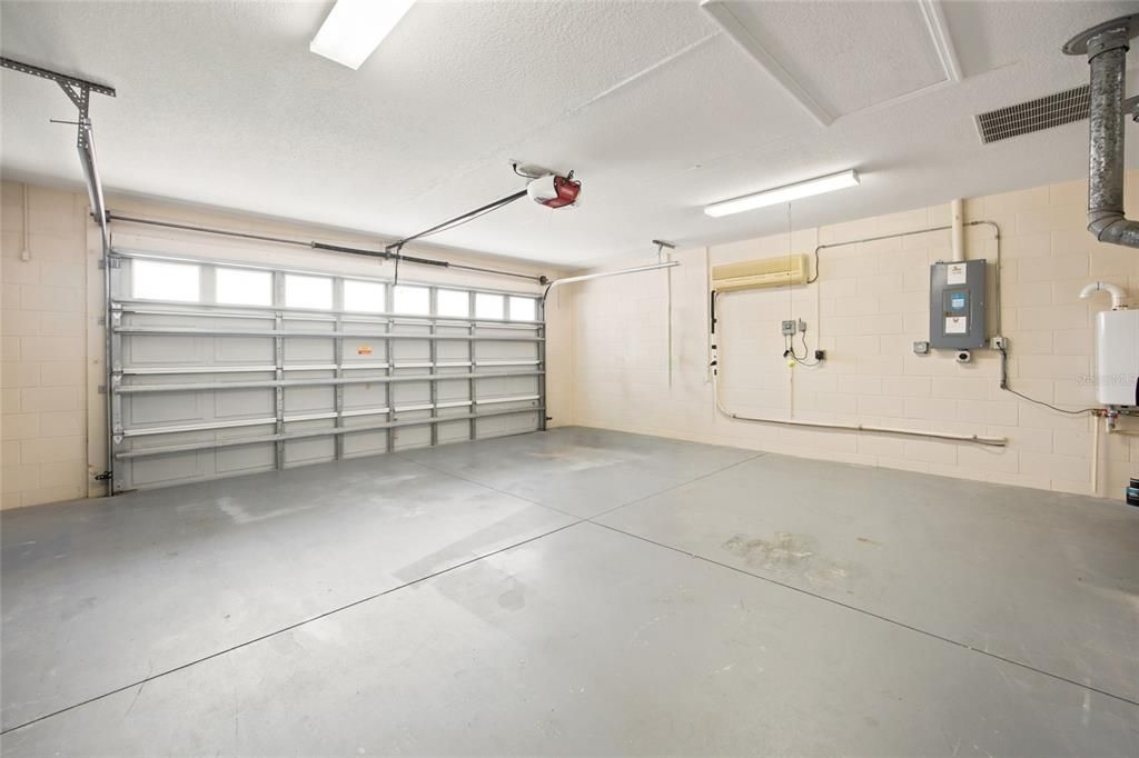 For Sale: $259,900 (3 beds, 2 baths, 1516 Square Feet)