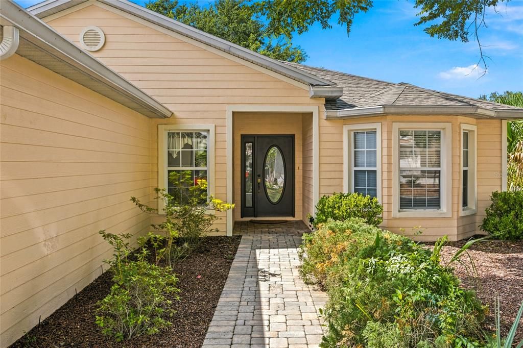 For Sale: $259,900 (3 beds, 2 baths, 1516 Square Feet)