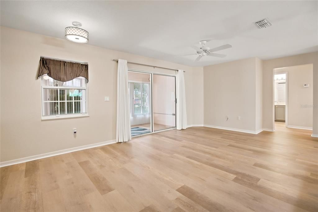 For Sale: $259,900 (3 beds, 2 baths, 1516 Square Feet)