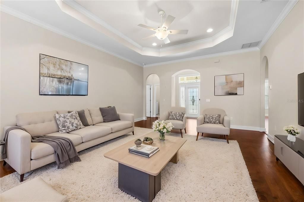 На продажу: $349,000 (3 спален, 2 ванн, 1565 Квадратных фут)