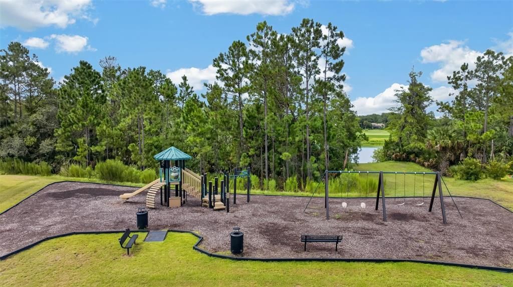 For Sale: $349,995 (3 beds, 2 baths, 1483 Square Feet)