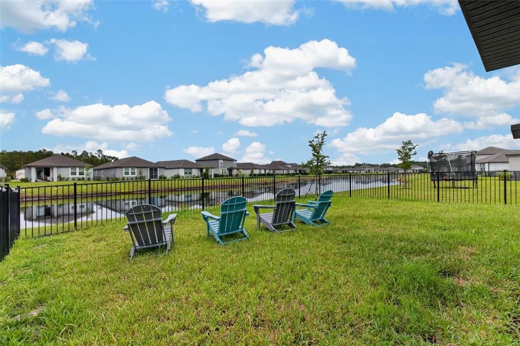 For Sale: $349,995 (3 beds, 2 baths, 1483 Square Feet)