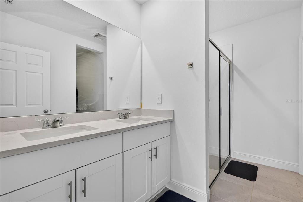 For Sale: $349,995 (3 beds, 2 baths, 1483 Square Feet)