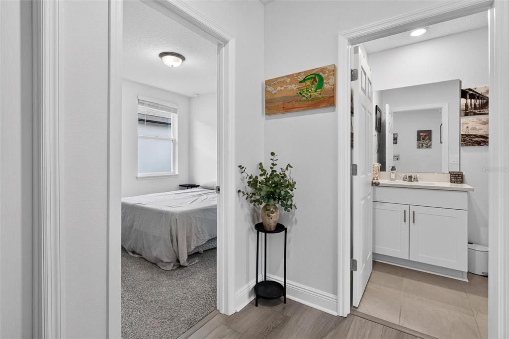 For Sale: $349,995 (3 beds, 2 baths, 1483 Square Feet)