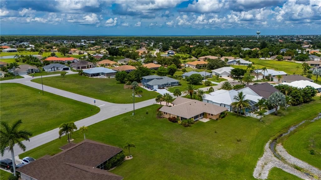 На продажу: $57,900 (0.22 acres)