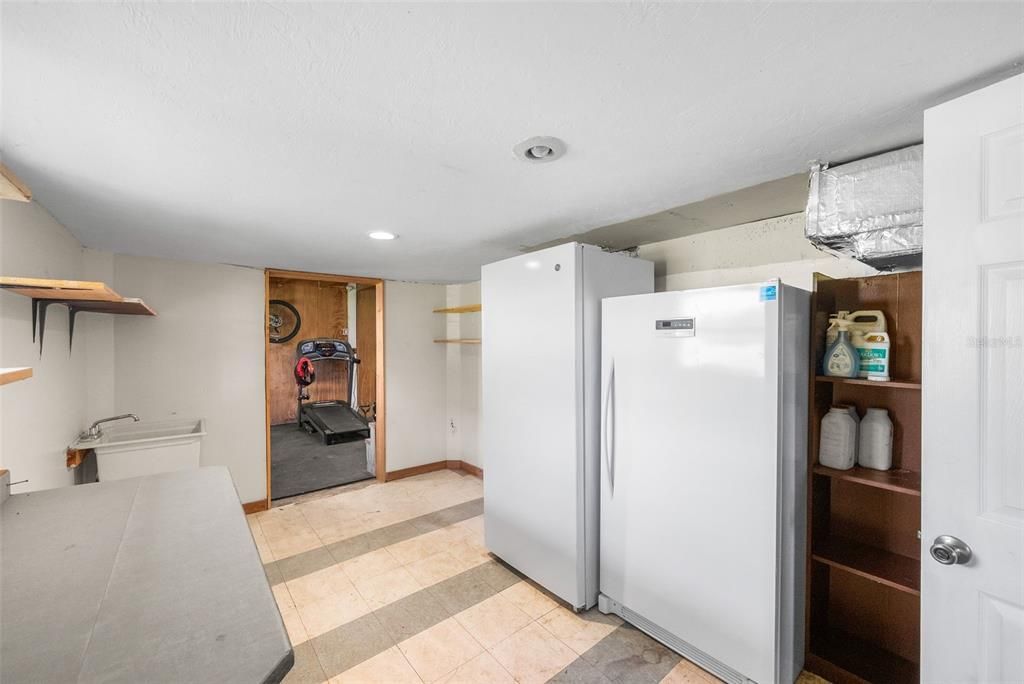 For Sale: $455,000 (3 beds, 2 baths, 1680 Square Feet)