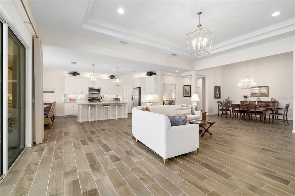 For Sale: $700,000 (3 beds, 2 baths, 2434 Square Feet)