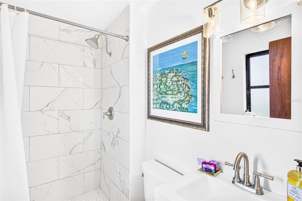 For Sale: $355,000 (3 beds, 2 baths, 1287 Square Feet)