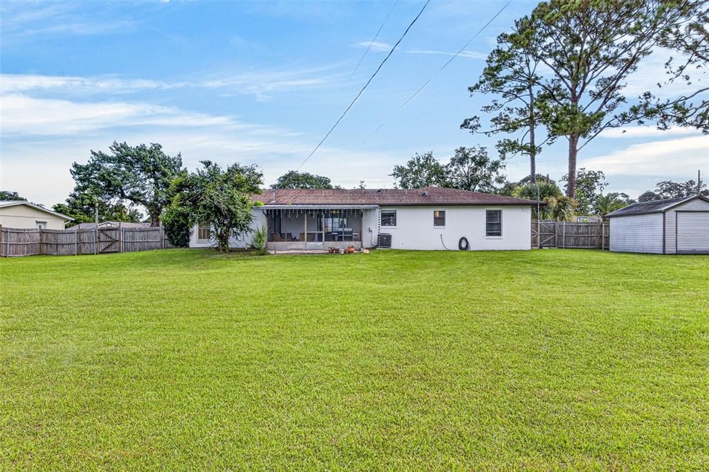For Sale: $355,000 (3 beds, 2 baths, 1287 Square Feet)