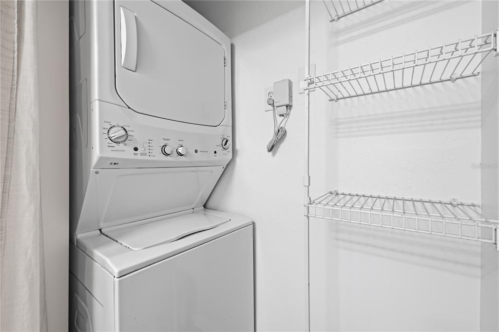 For Rent: $2,200 (3 beds, 2 baths, 1209 Square Feet)