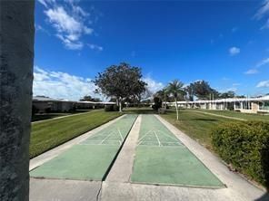 For Rent: $1,950 (2 beds, 2 baths, 1813 Square Feet)