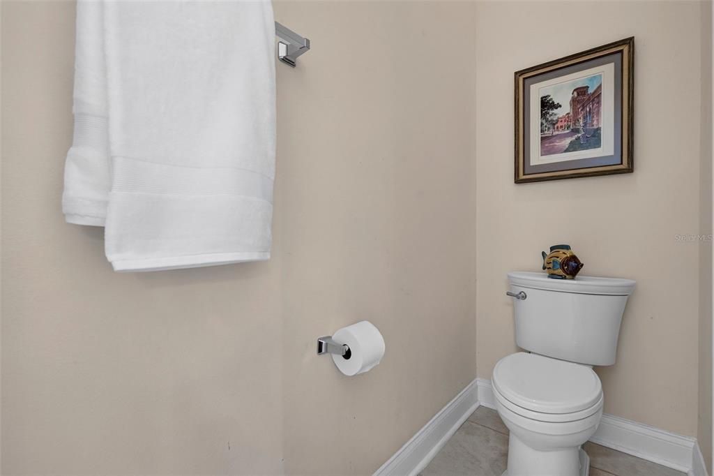En Venta: $550,000 (3 camas, 2 baños, 2363 Pies cuadrados)