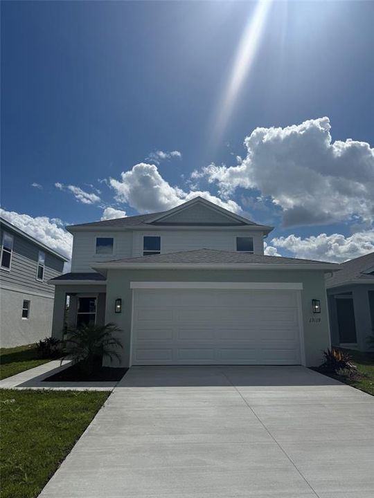 For Sale: $390,037 (5 beds, 3 baths, 2576 Square Feet)