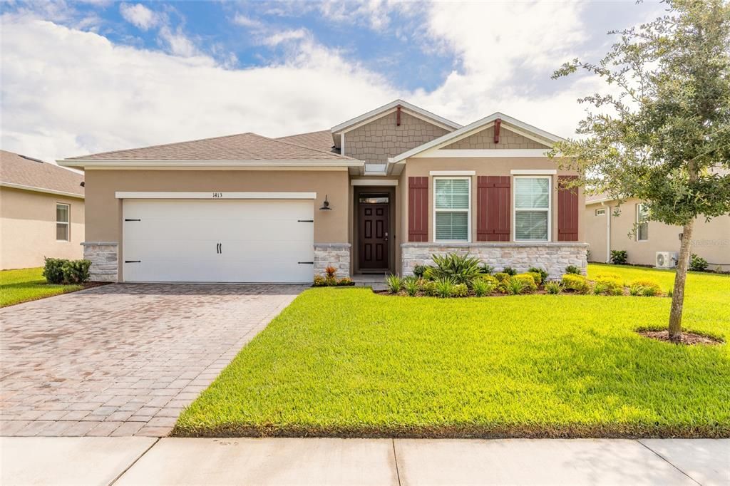 For Sale: $379,900 (3 beds, 2 baths, 1722 Square Feet)