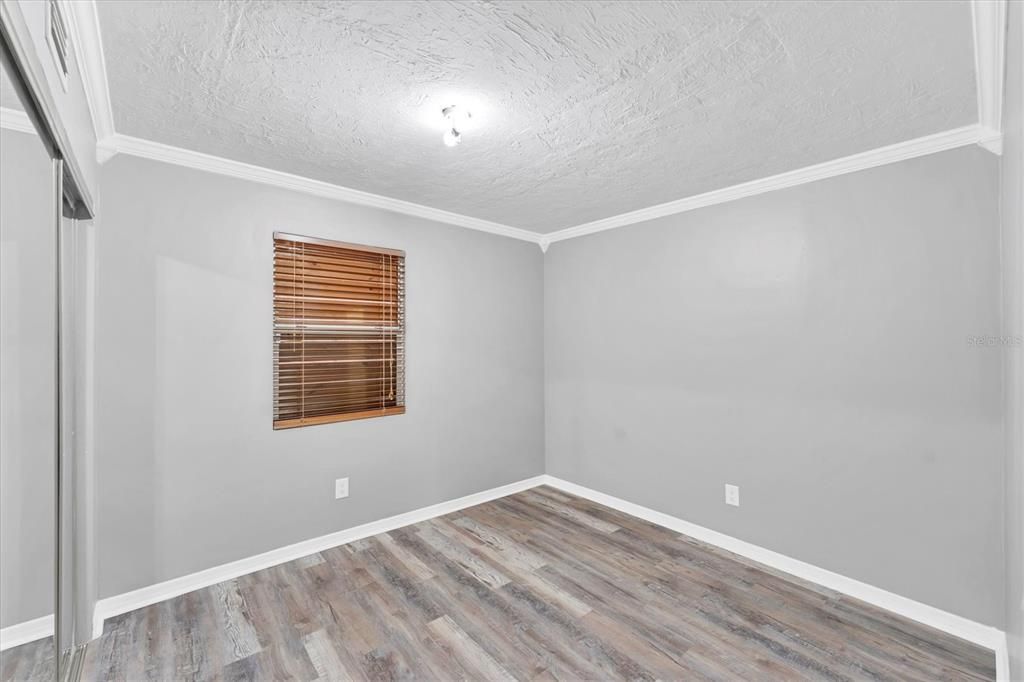 For Sale: $279,900 (3 beds, 2 baths, 1300 Square Feet)