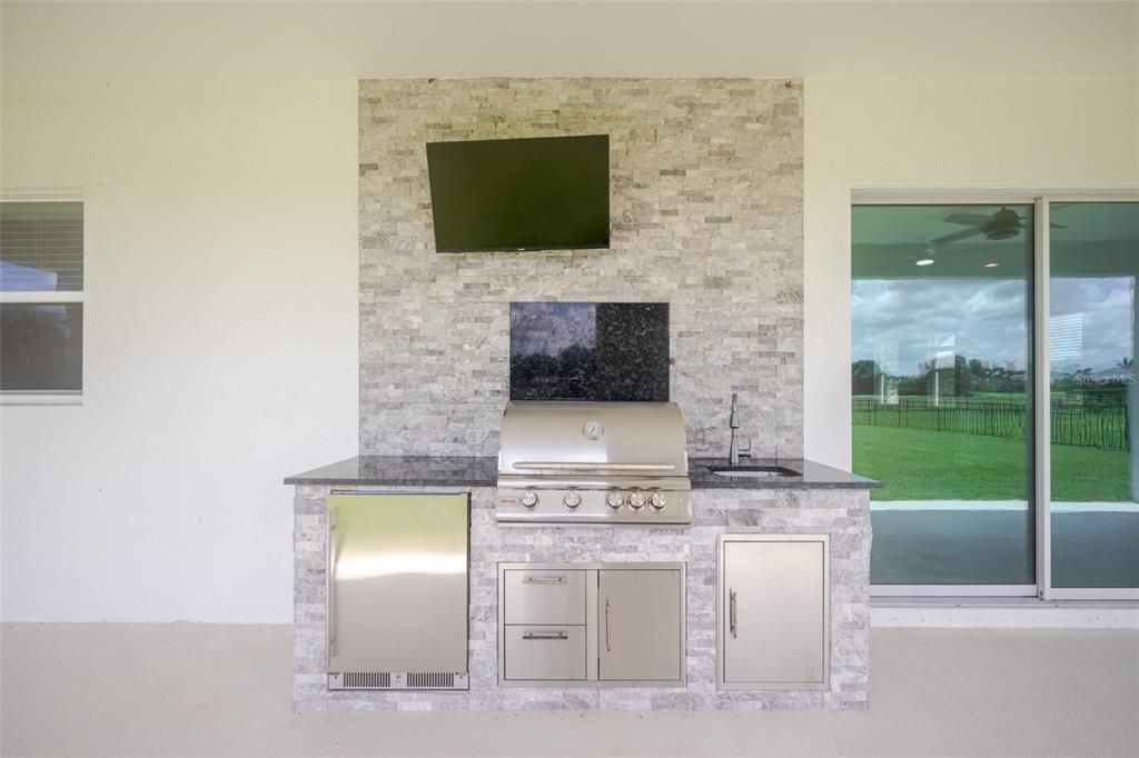 For Sale: $1,090,000 (5 beds, 4 baths, 4420 Square Feet)