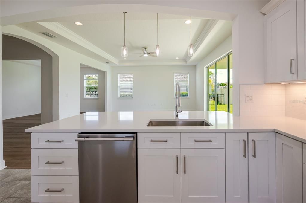 For Sale: $1,090,000 (5 beds, 4 baths, 4420 Square Feet)