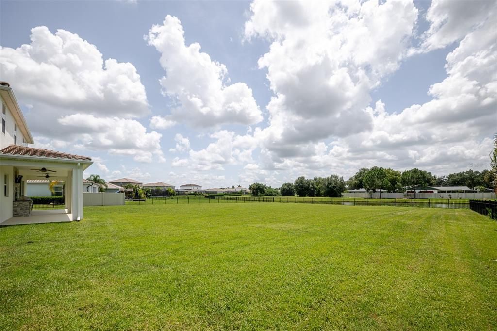For Sale: $1,090,000 (5 beds, 4 baths, 4420 Square Feet)