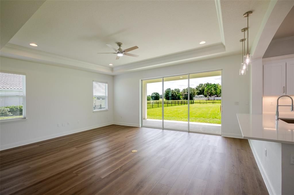For Sale: $1,090,000 (5 beds, 4 baths, 4420 Square Feet)