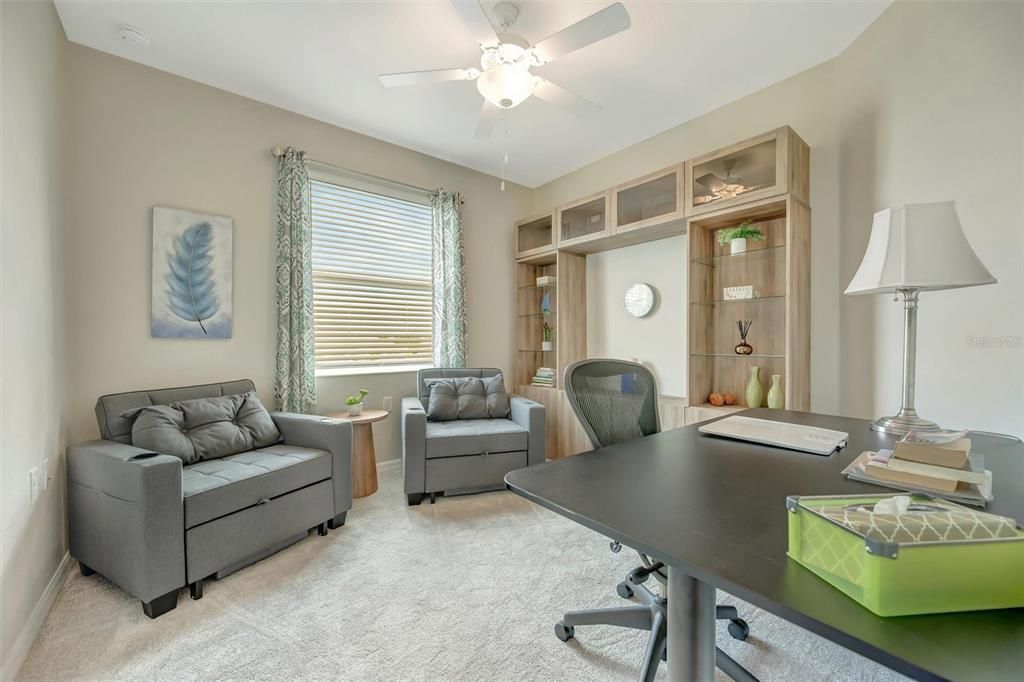 For Sale: $449,999 (3 beds, 2 baths, 1302 Square Feet)