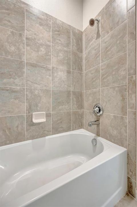 For Sale: $449,999 (3 beds, 2 baths, 1302 Square Feet)