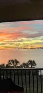 For Sale: $449,999 (3 beds, 2 baths, 1302 Square Feet)