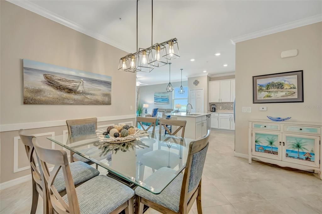 For Sale: $449,999 (3 beds, 2 baths, 1302 Square Feet)