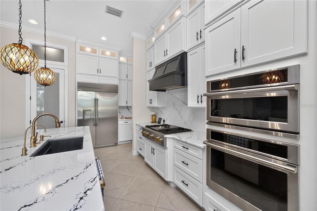 For Sale: $1,399,000 (4 beds, 3 baths, 2836 Square Feet)