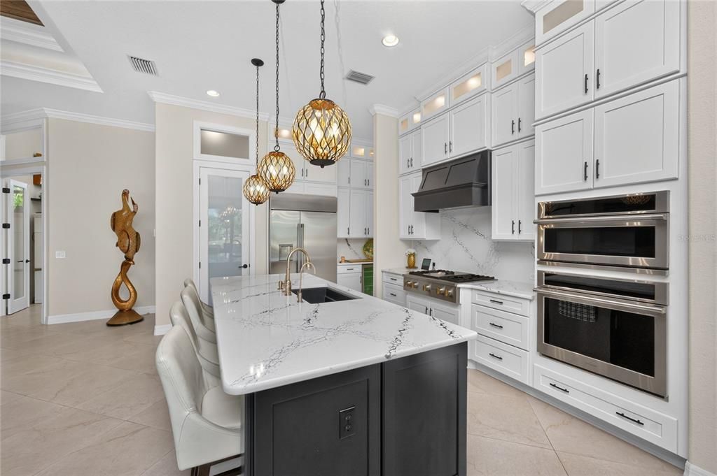 For Sale: $1,399,000 (4 beds, 3 baths, 2836 Square Feet)