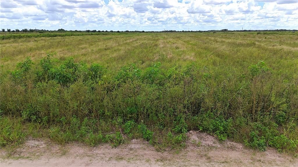 待售: $680,000 (40.01 acres)