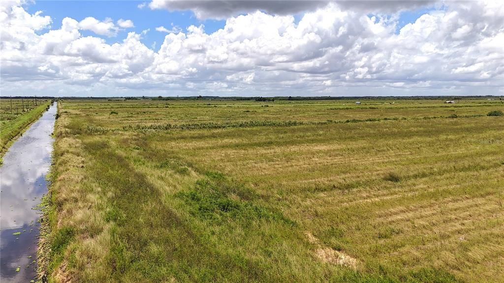 待售: $680,000 (40.01 acres)