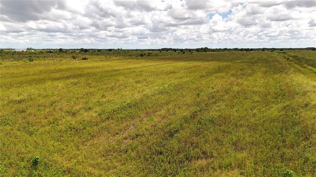 待售: $680,000 (40.01 acres)