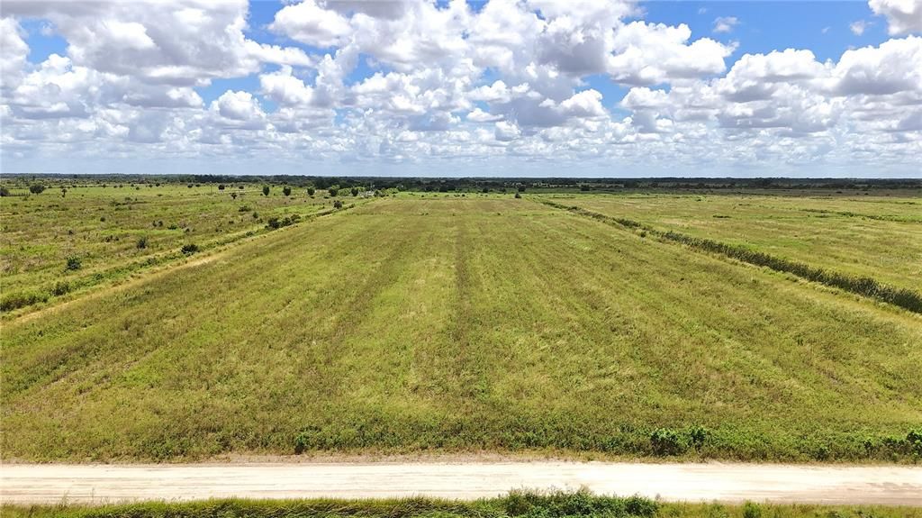 待售: $680,000 (40.01 acres)