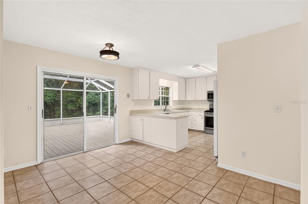 For Sale: $515,000 (5 beds, 2 baths, 2399 Square Feet)