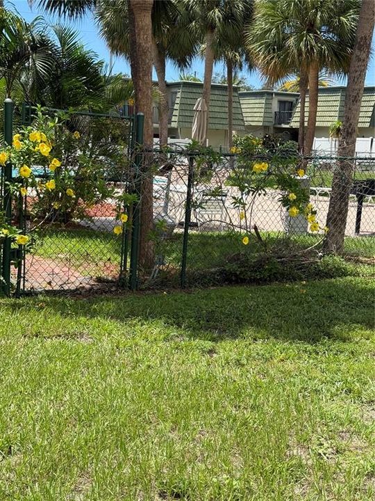 For Sale: $131,000 (1 beds, 1 baths, 630 Square Feet)