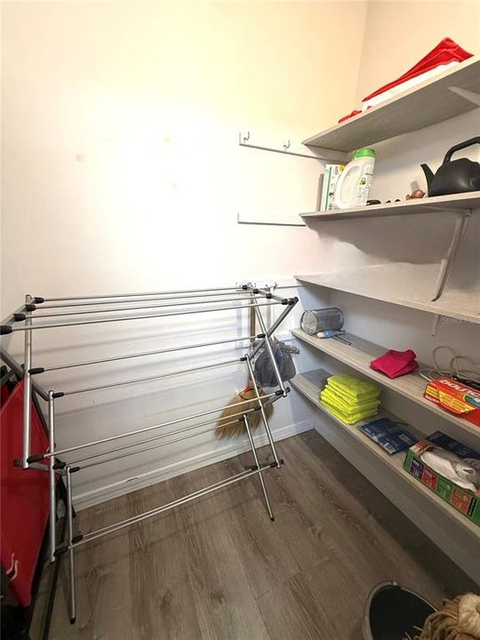 For Sale: $131,000 (1 beds, 1 baths, 630 Square Feet)