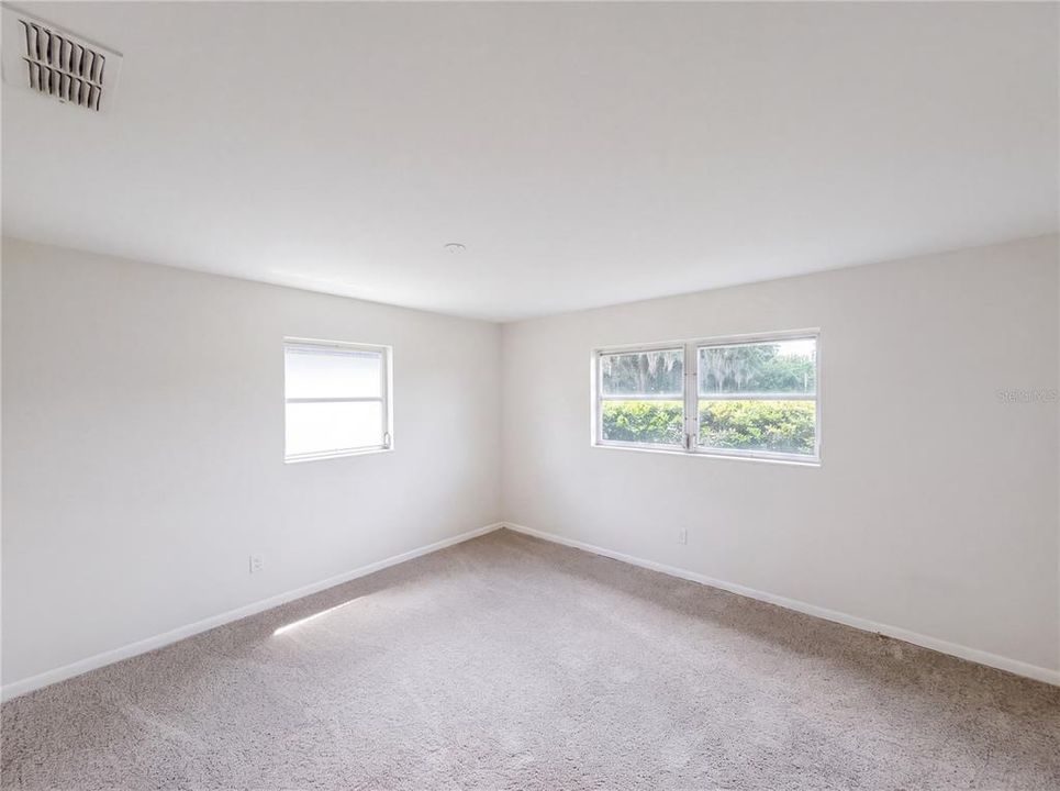 En Venta: $230,000 (3 camas, 2 baños, 1240 Pies cuadrados)