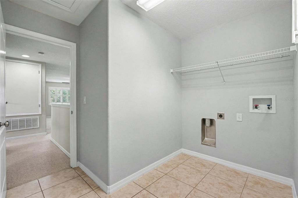 For Rent: $3,000 (4 beds, 2 baths, 2530 Square Feet)
