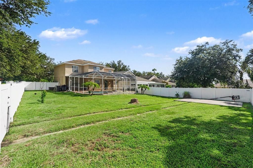 For Rent: $3,000 (4 beds, 2 baths, 2530 Square Feet)