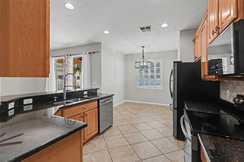 For Rent: $3,000 (4 beds, 2 baths, 2530 Square Feet)
