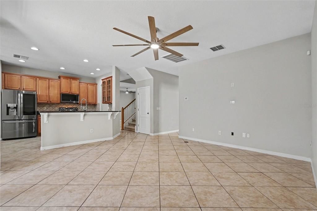 For Rent: $3,000 (4 beds, 2 baths, 2530 Square Feet)