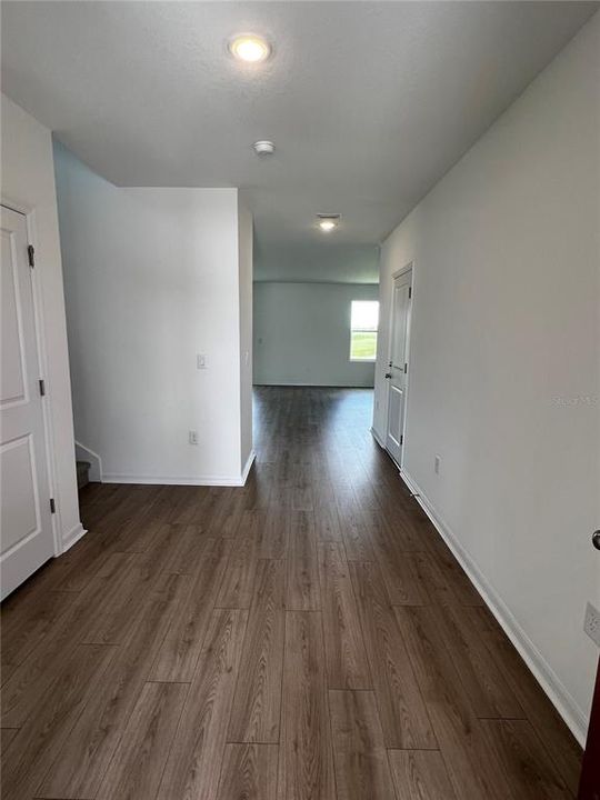 For Sale: $413,168 (5 beds, 3 baths, 2594 Square Feet)