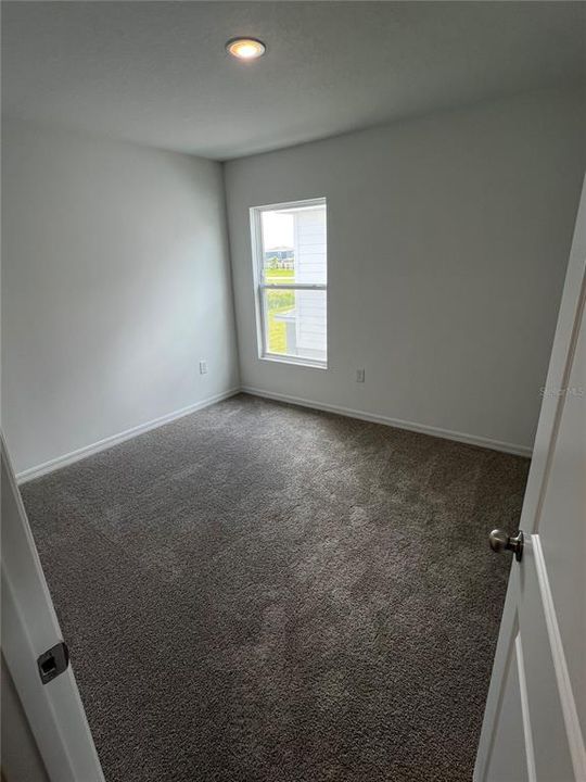For Sale: $413,168 (5 beds, 3 baths, 2594 Square Feet)