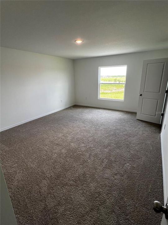 For Sale: $413,168 (5 beds, 3 baths, 2594 Square Feet)