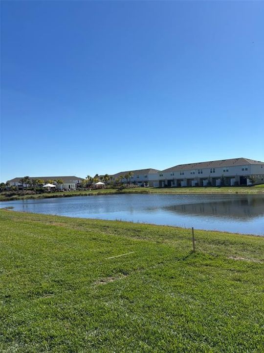 For Rent: $2,200 (3 beds, 2 baths, 1555 Square Feet)