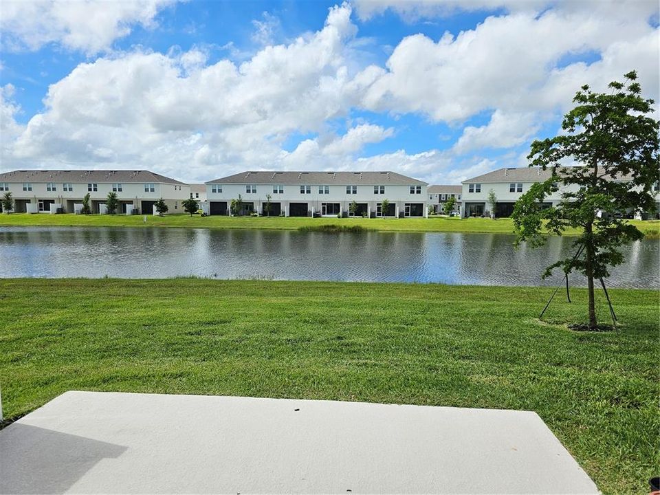 For Rent: $2,200 (3 beds, 2 baths, 1555 Square Feet)