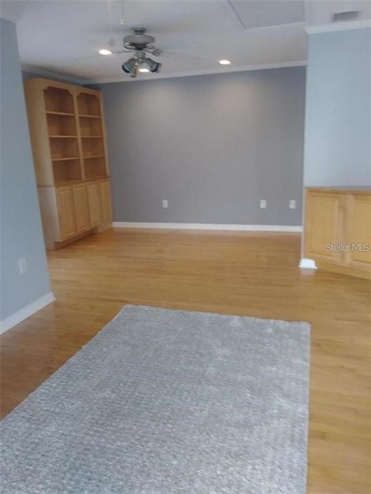 For Sale: $440,000 (2 beds, 1 baths, 1537 Square Feet)