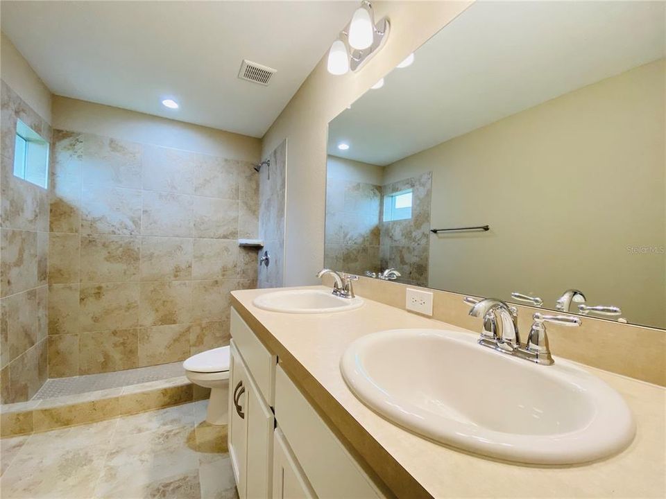 For Rent: $1,795 (3 beds, 2 baths, 1507 Square Feet)